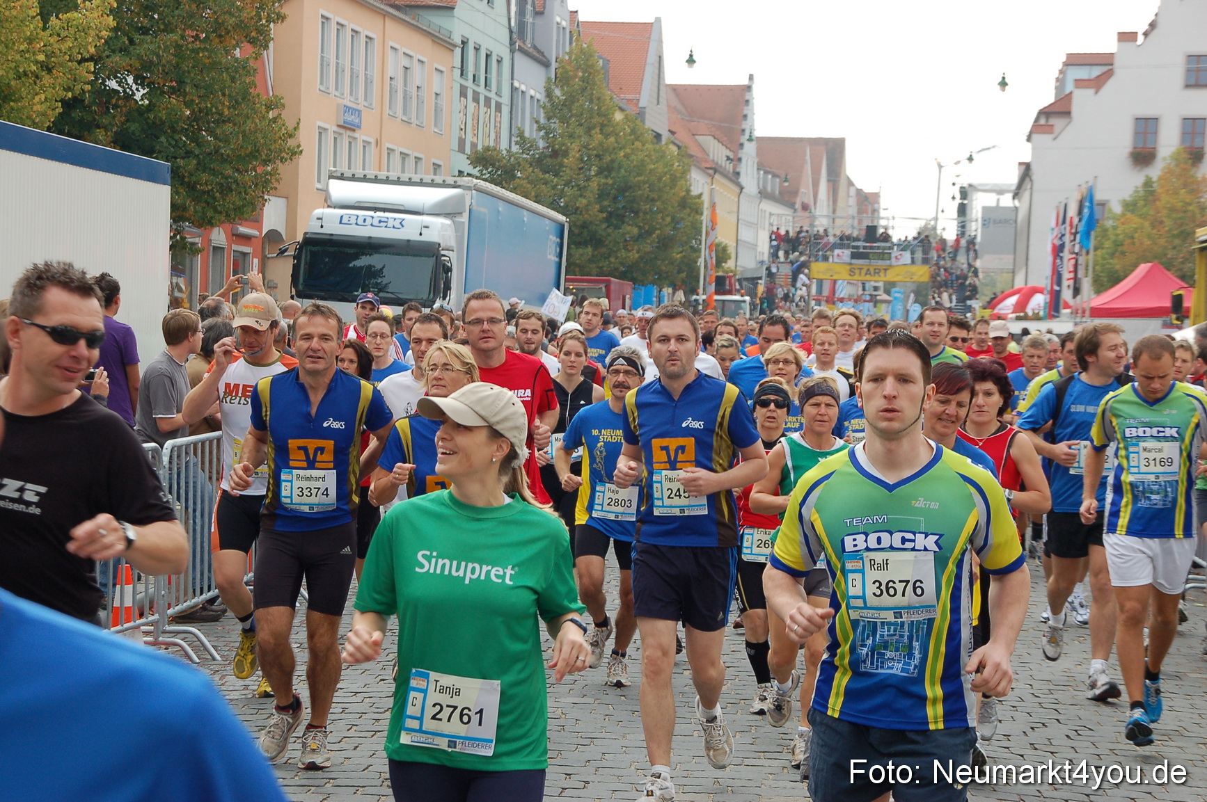 0042 Stadtlauf Neumarkt Unterer Markt 200909